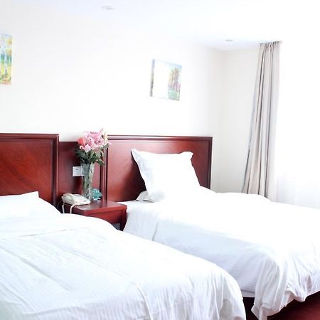 Greentree Inn Jiangsu Wuxi Hubin Business Street Business Hotel Extérieur photo