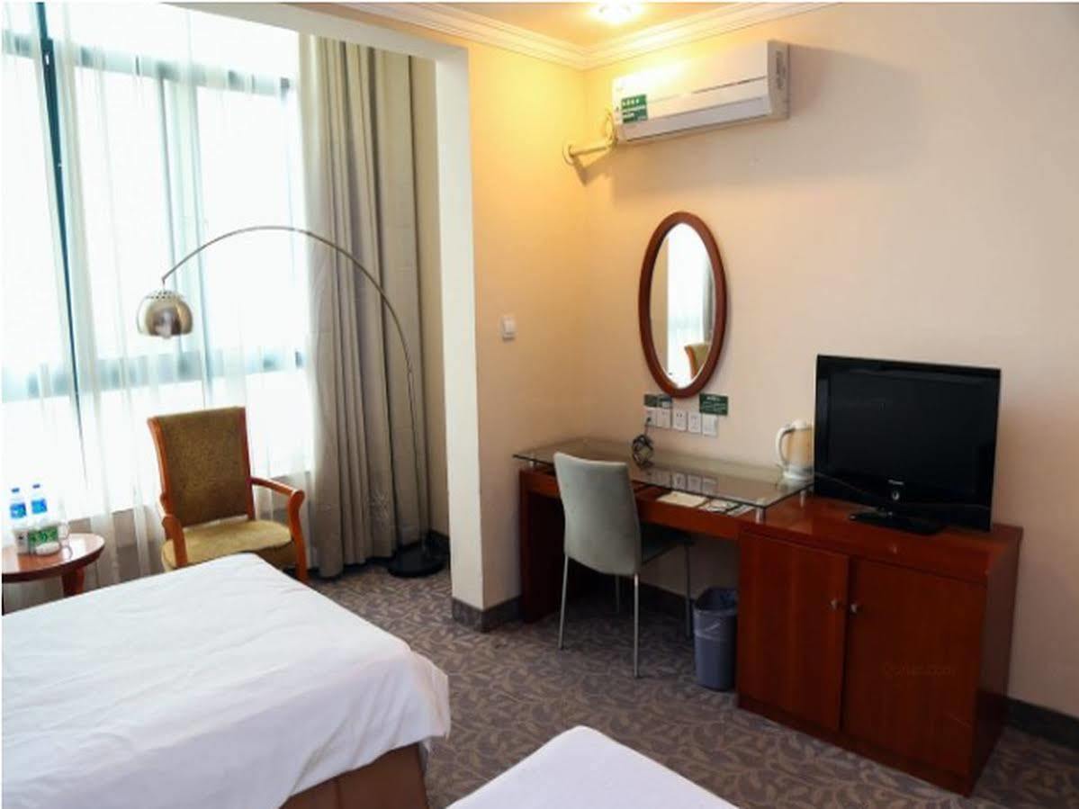 Greentree Inn Jiangsu Wuxi Hubin Business Street Business Hotel Extérieur photo