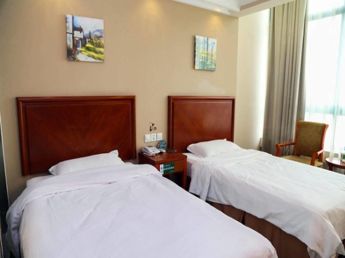 Greentree Inn Jiangsu Wuxi Hubin Business Street Business Hotel Extérieur photo