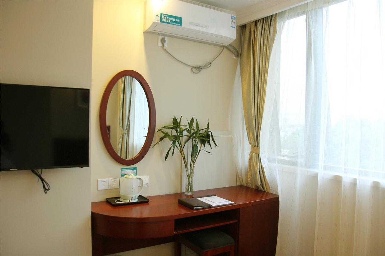 Greentree Inn Jiangsu Wuxi Hubin Business Street Business Hotel Extérieur photo